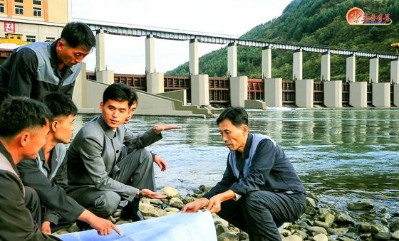北 "조건 문제가 아냐"…발전소 가동 부진에 간부 책임론