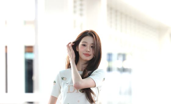 장원영, 청순 미모