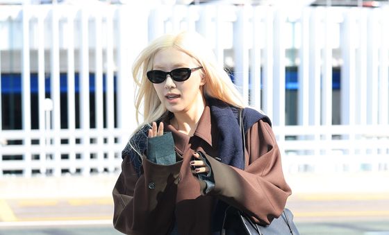 블랙핑크 로제, 공항 포착
