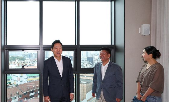 모아주택 1호 사업지 찾은 오세훈 서울시장