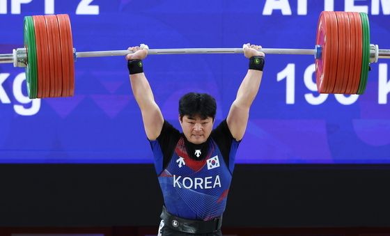 역도 김성민, 351kg 기록으로 마무리
