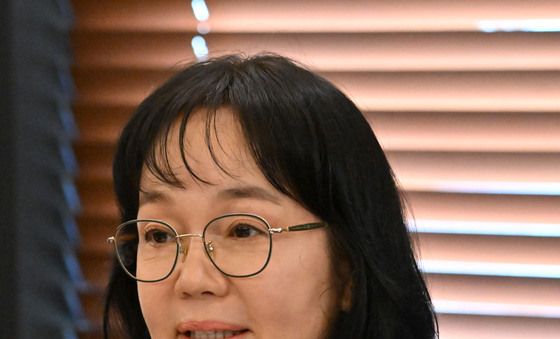 통신 3사 CEO 간담회 발언하는 송경희 위원장