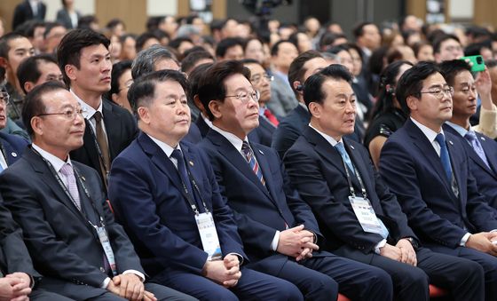 세계한인의 날 기념식 참석한 이재명 대통령