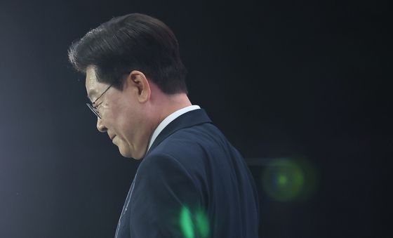 기념사 마친 이재명 대통령