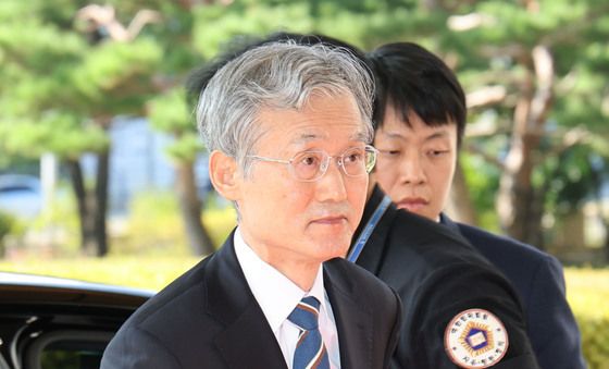 조희대 대법원장 출근길