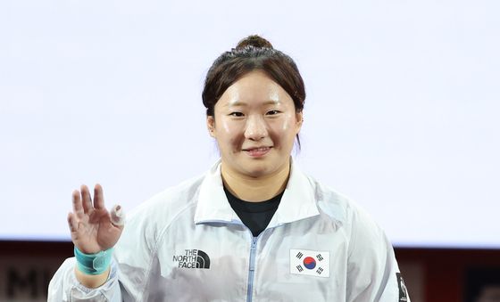 인사하는 전희수