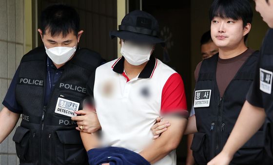 영장실질심사 마친 '한강공원 흉기' 40대男