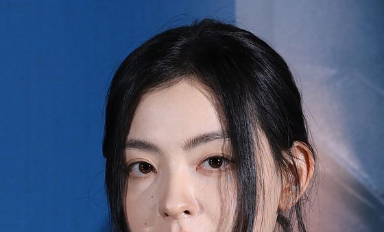 인사말 하는 배강희
