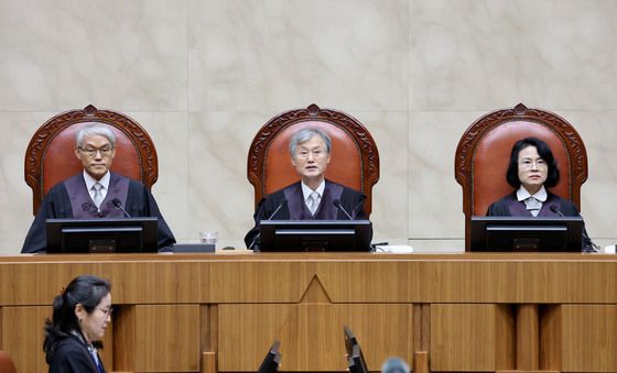 발언하는 조희대 대법원장