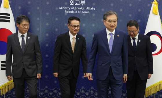 TCS 사무총장단 접견하는 조현 외교부 장관