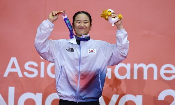 '배드민턴 여제' 안세영, 아시안게임 女 단식 금메달