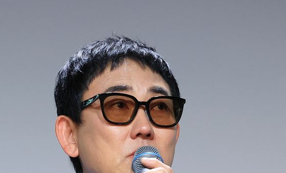 이승철, 촉촉해진 눈가