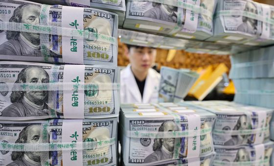 8월 외환보유액 143억달러 급증…역대 최대 폭 증가
