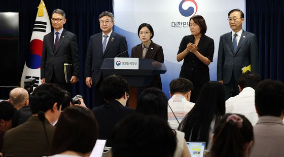 정부 "내년 상반기부터 행정기관 세종으로"