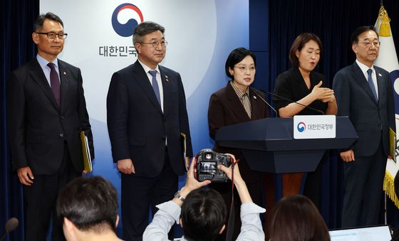 한 총리 "균형성장위해 행정기관 세종으로"