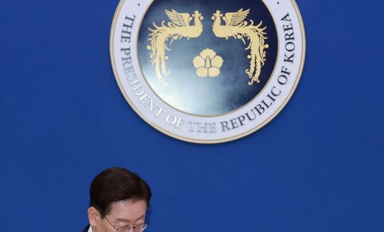 이재명 대통령, 대수보 참석