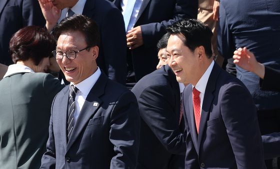 미소짓는 여야 대표
