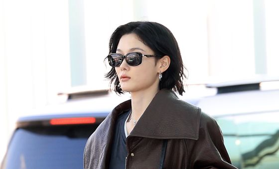 김유정, 나 홀로 화보 인생