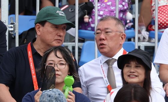 정의선 양궁협회장, 양궁 컴파운드 女 단체전 준결승전 관람