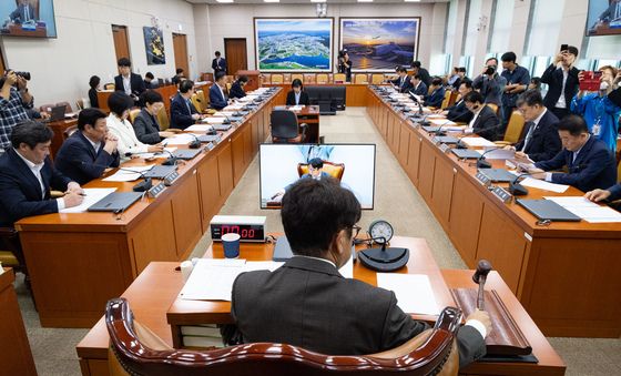 국토위, 국정감사 계획서 채택