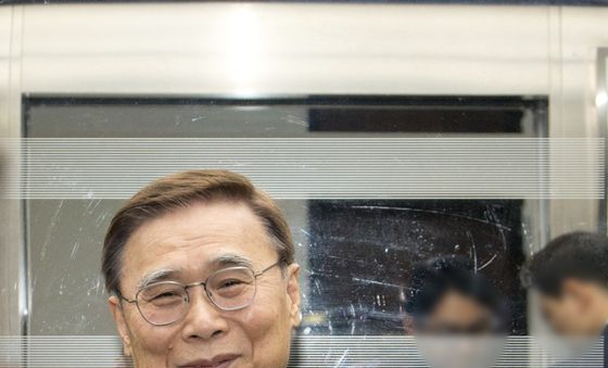국회 정보위 회의 마친 이종석 국정원장