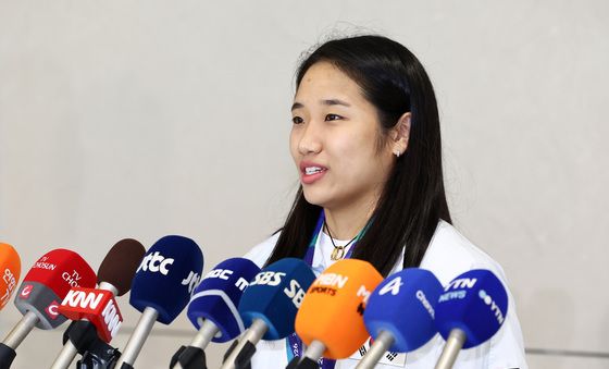 AG 최초 여자 단식 2연패 소감 밝히는 안세영