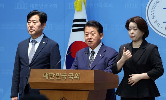 與 국방위 "北 정점협정 위반 강력 규탄"