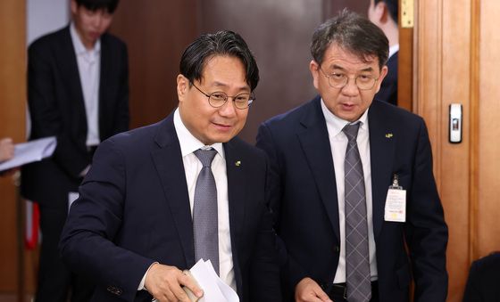 주택 신속공급 점검회의 참석하는 이성훈 LH 사장