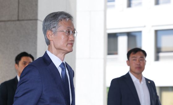조희대 대법원장 '묵묵부답'