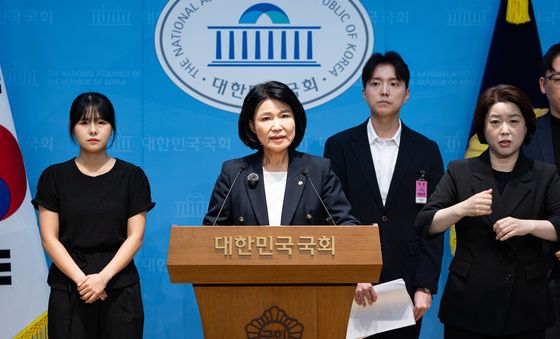 이재명 정부 2기 개각 관련 기자회견하는 이진숙 의원