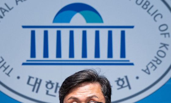 2027년도 예산안 관련 기자회견하는 안도걸 의원