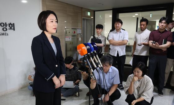 이소영 중기부장관 후보자, 취재진과 질의응답