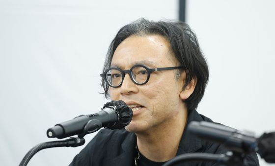 대만관 관련 답하는 호추니엔 총감독