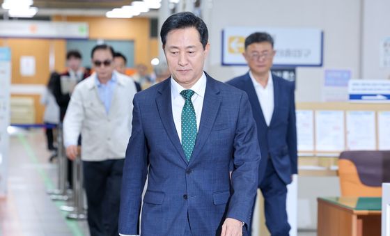 항소심 공판 출석하는 오세훈 시장