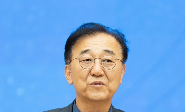 축사하는 김윤덕 장관