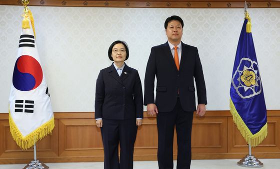 한성숙 총리, 박성배 위원과 함께