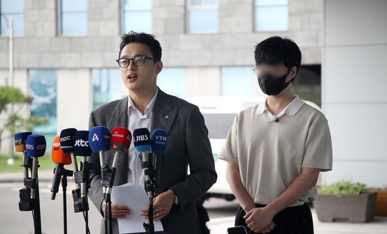 국가배상 청구 입장 밝히는 '허위종결' 장씨 유족