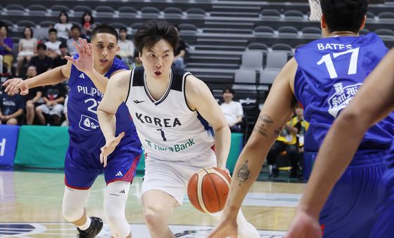 돌파하는 이현중