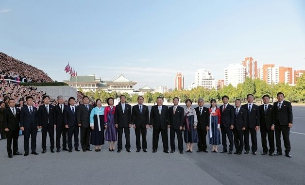 北 전국교원대회 기념사진