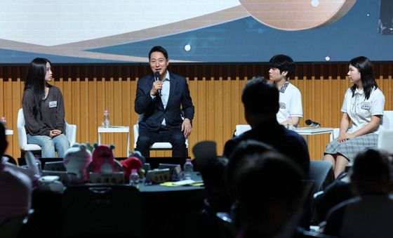 서울런 성과공유 간담회하는 오세훈 시장