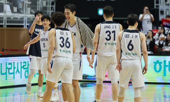 승리 거둔 대한민국