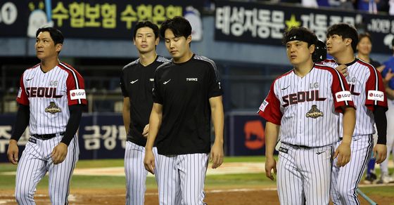 '대패' LG, 멀어져가는 선두권