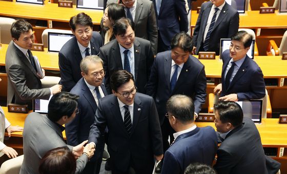 교섭단체 대표연설 마친 김민석 대표