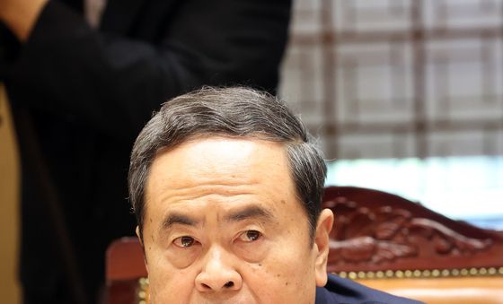 인사말하는 베트남 국회의장