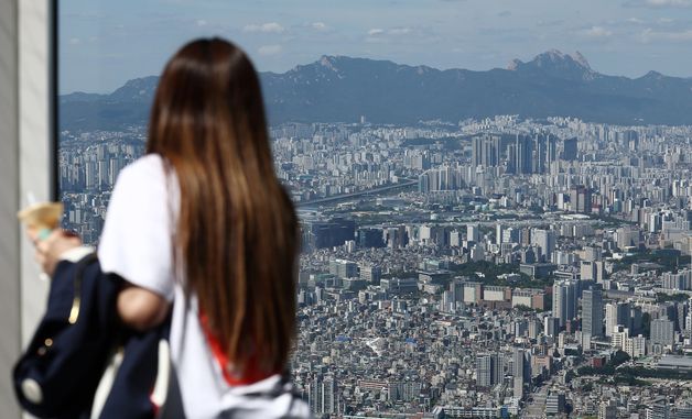 서울 집값 85주 연속 최장 상승…상승폭은 문 정부 때의 2배