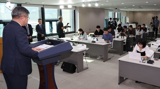윤호중 장관 "초대 중수청장 후보자 김지용"