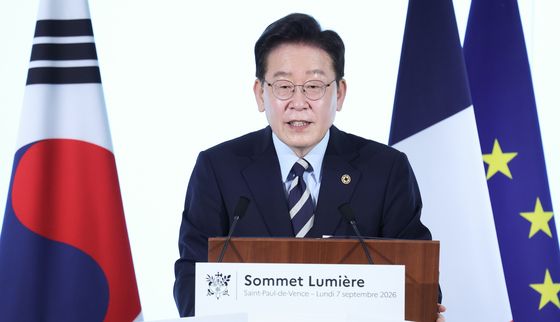 뤼미에르 서밋 개막식 발언하는 이재명 대통령