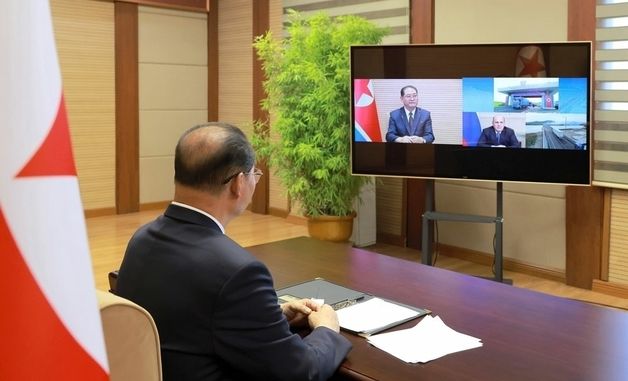 두만강자동차다리 준공식 참석한 北 박태성 총리