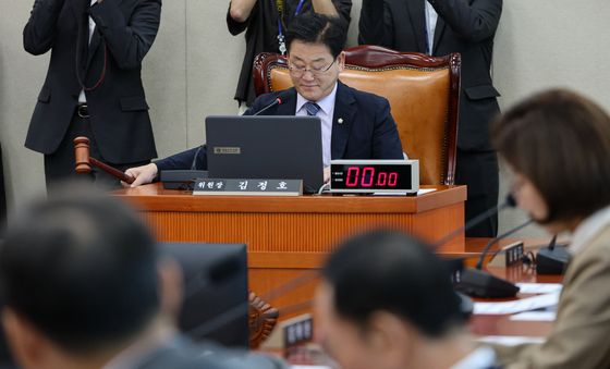 국회 기후에너지환경노동위원회 전체회의