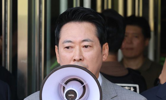 발언하는 장동혁 대표